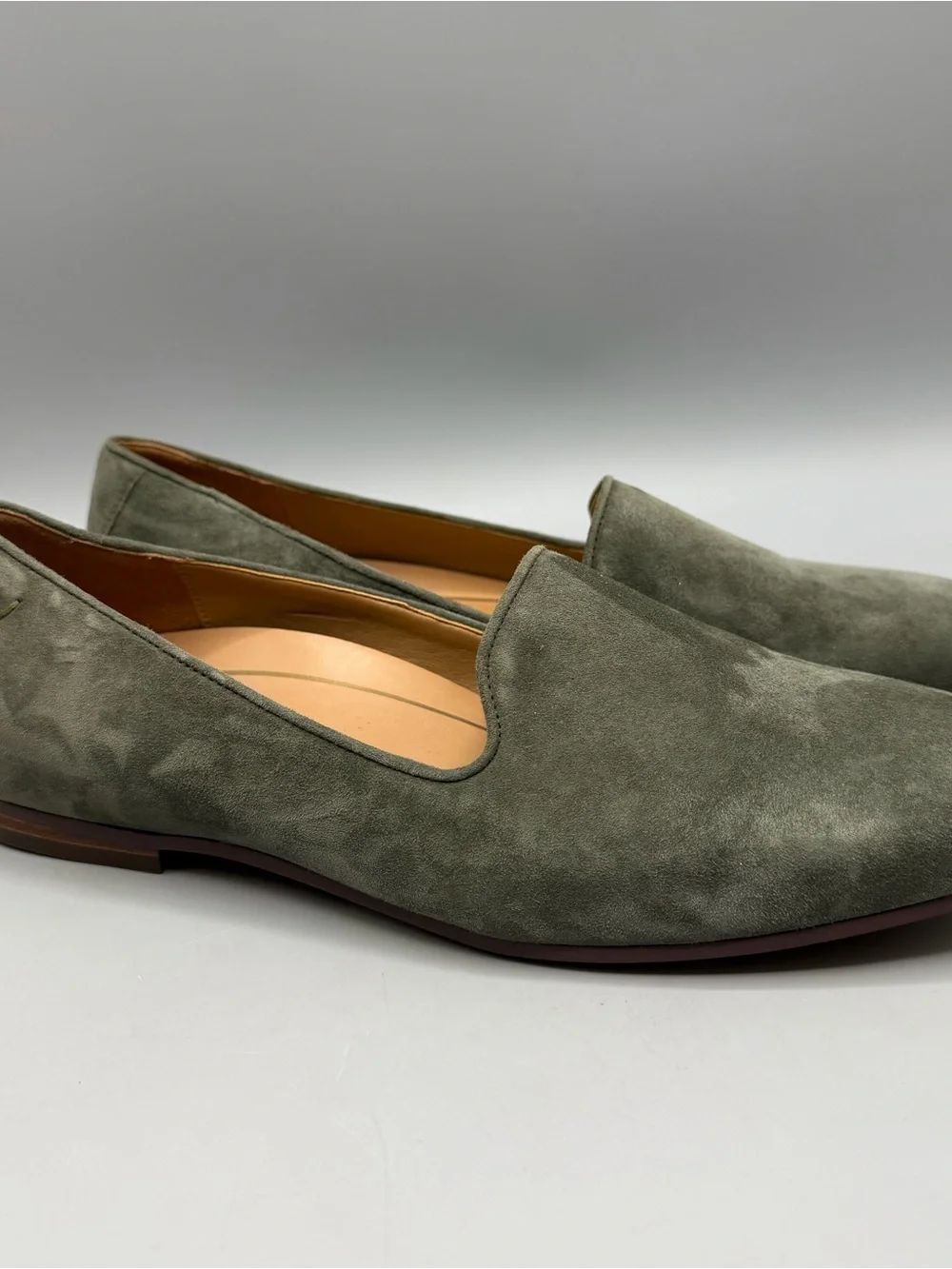 Vionic Willa Loafers Women’s 9.5 Green Suede SlipOn Comfort Flats Casual - Picture 3 of 8